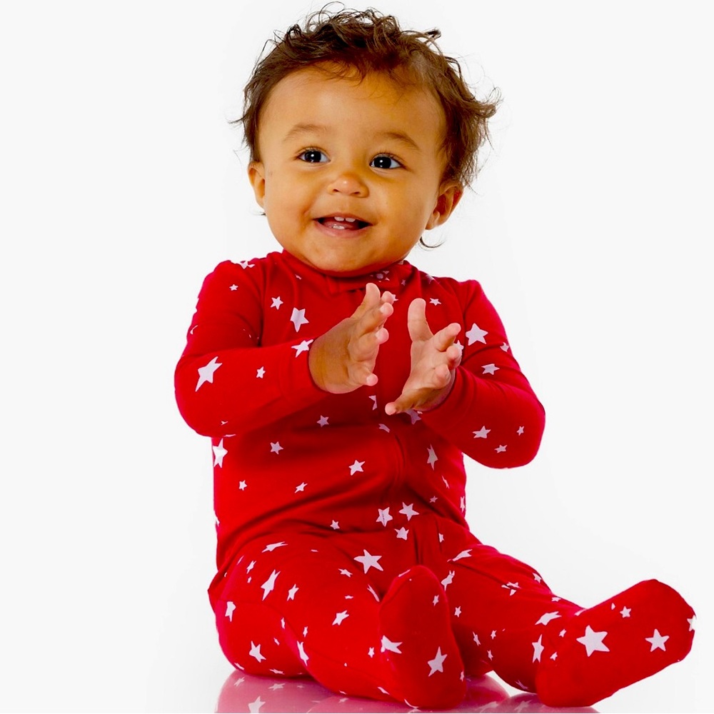 Pottery Barn Kids Silky Modal Starry Skies Nursery Pajamas - size 3-6 months